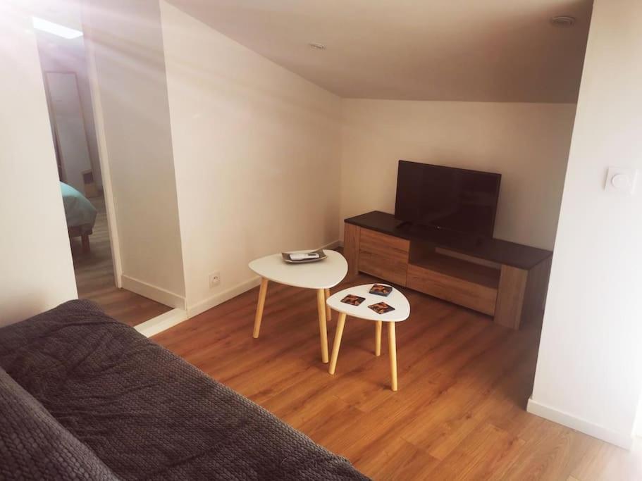 Appartement Avec Terrasse Saint-Martin-de-Brômes Buitenkant foto